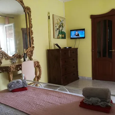 La Finestra Sul Mare Bed & Breakfast *